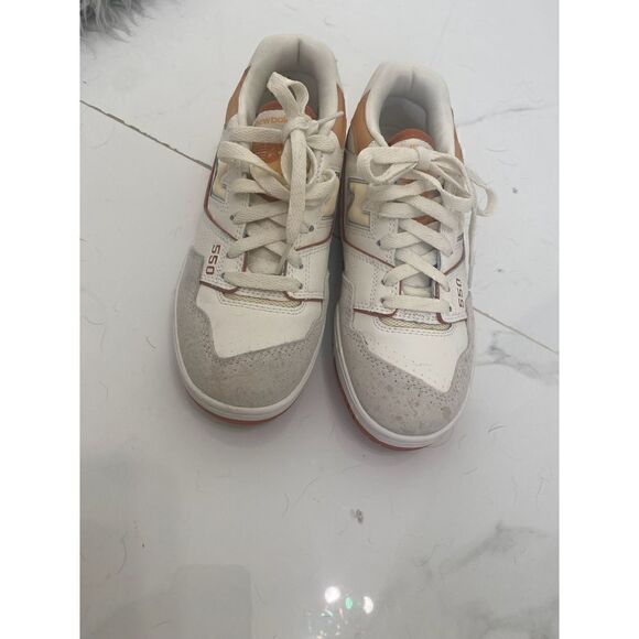 Athletic_Shoes